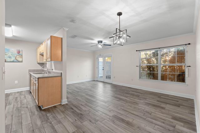 592 Wingspan Way, Crestview, FL 32536