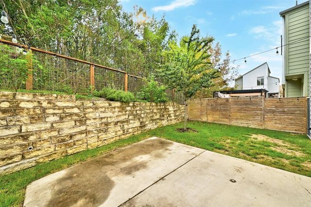 705 N Bluff DR 11, Austin, TX 78745
