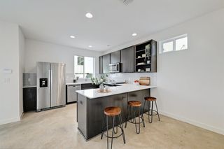 705 N Bluff DR 11, Austin, TX 78745
