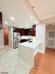 1 Carriage City Plz 908, Rahway City, NJ 07065