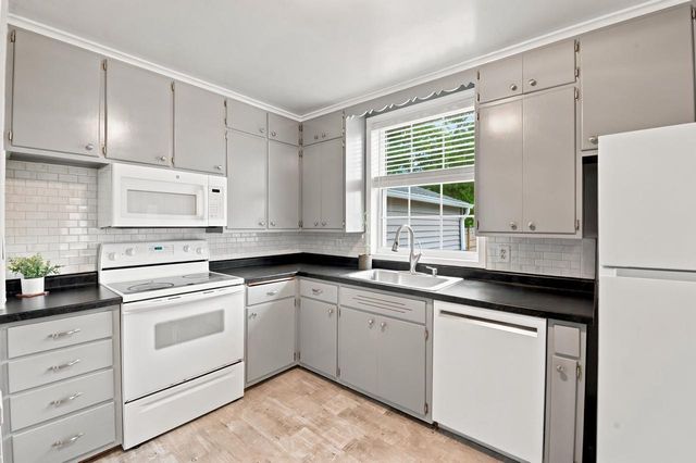 1212 REED STREET, Green Bay, WI 54303