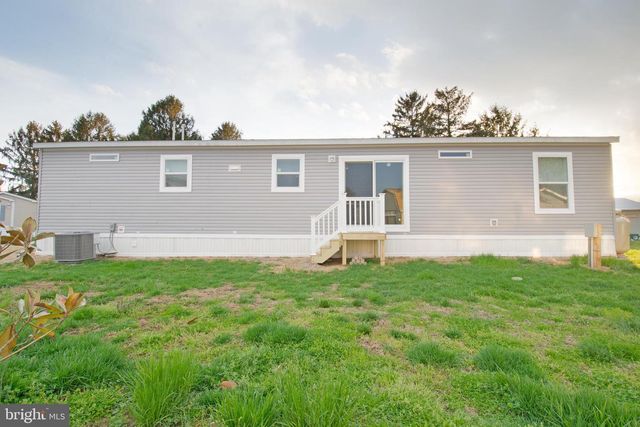 6 DOVER CIR, Clayton, DE 19938