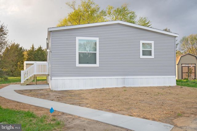 6 DOVER CIR, Clayton, DE 19938