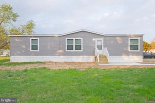 6 DOVER CIR, Clayton, DE 19938