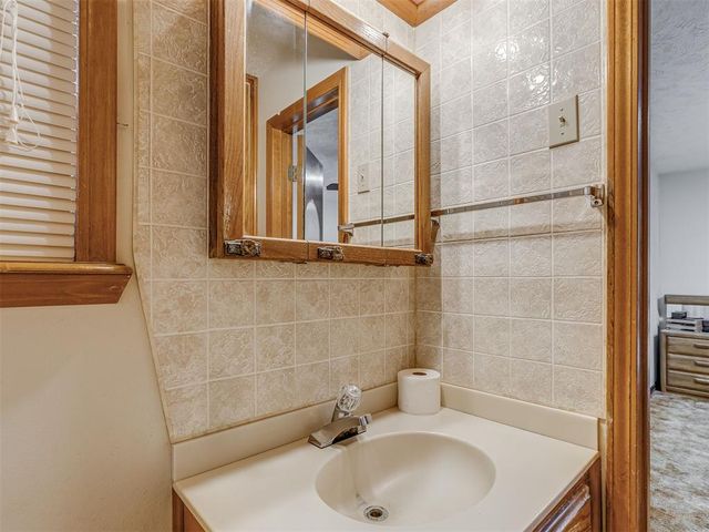 917 S Luther Road, Choctaw, OK 73020