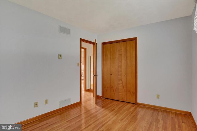 428 LEWISBERRY RD, New Cumberland, PA 17070