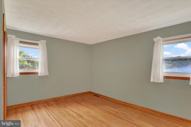 428 LEWISBERRY RD, New Cumberland, PA 17070