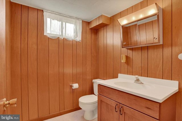 428 LEWISBERRY RD, New Cumberland, PA 17070