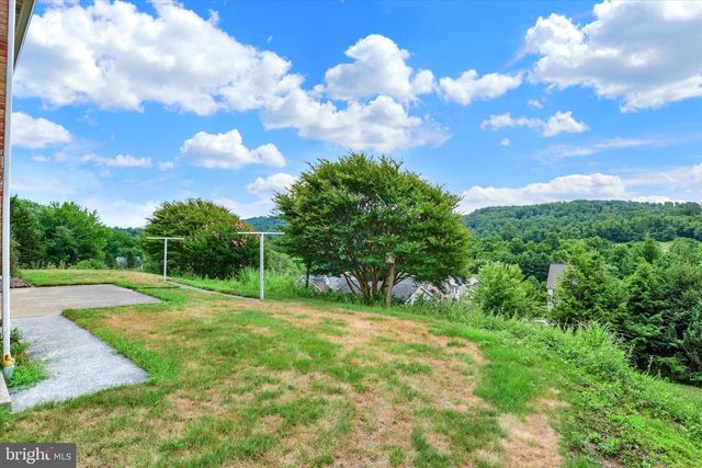 428 LEWISBERRY RD, New Cumberland, PA 17070