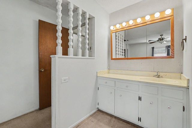 1811 Terry LN, Georgetown, TX 78628