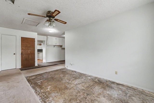 1811 Terry LN, Georgetown, TX 78628