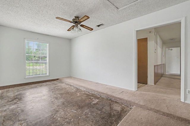 1811 Terry LN, Georgetown, TX 78628