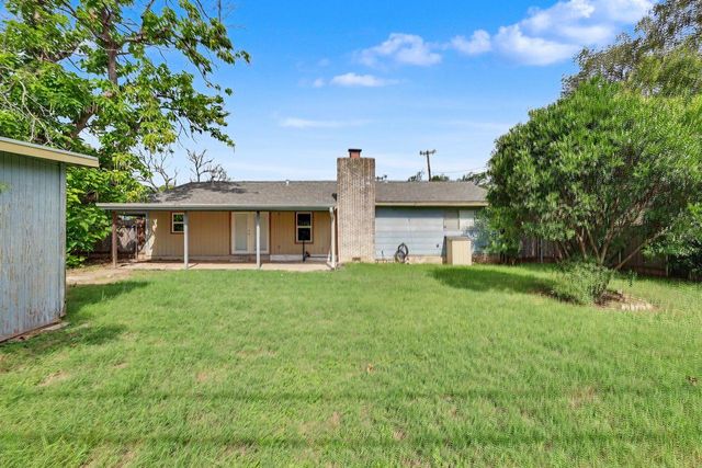 1811 Terry LN, Georgetown, TX 78628