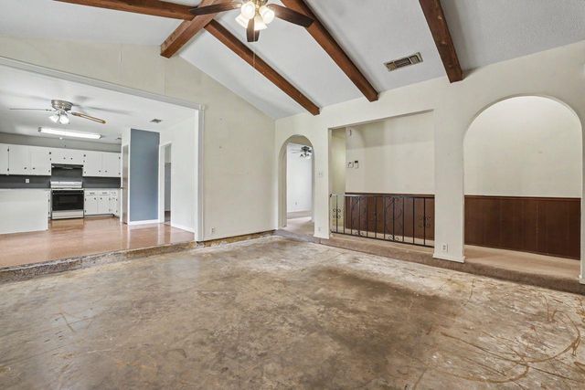 1811 Terry LN, Georgetown, TX 78628