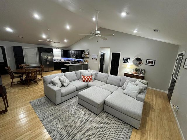 196 Shady Grove Road, Clarksville, AR 72830
