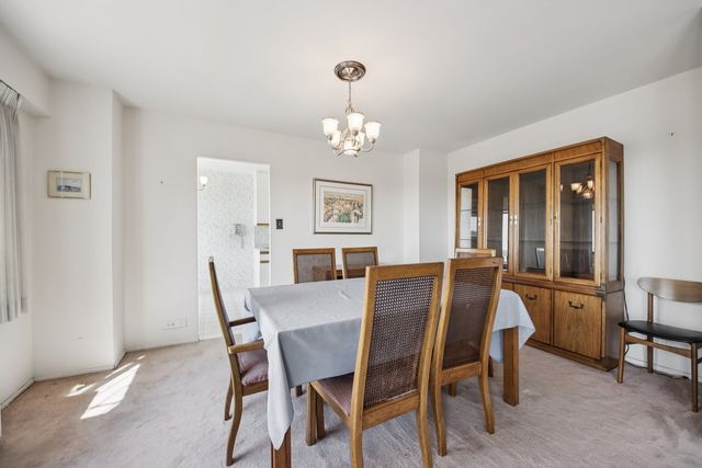 7141 N Kedzie Avenue 1213, Chicago, IL 60645