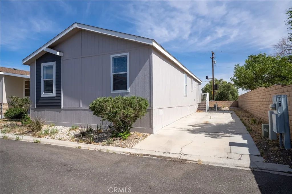 20843 Waalew C125, Apple Valley, CA 92307