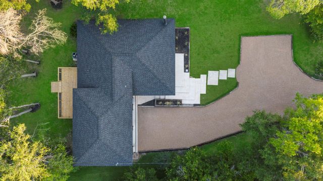 21015 Britt Oaks Drive, Alvin, TX 77511
