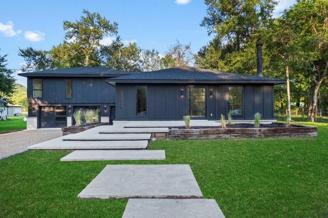 21015 Britt Oaks Drive, Alvin, TX 77511
