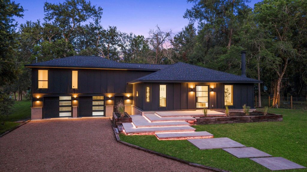21015 Britt Oaks Drive, Alvin, TX 77511