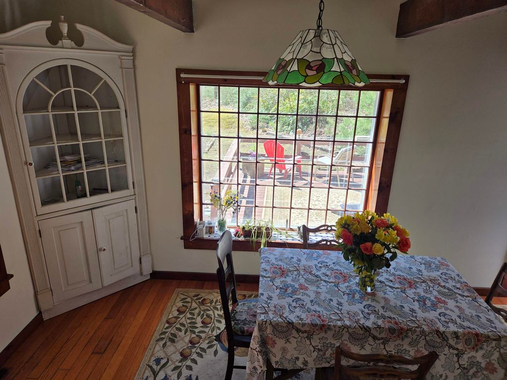 Image 17 of property listing at 43 Casalis Road, Peterborough, NH 03458