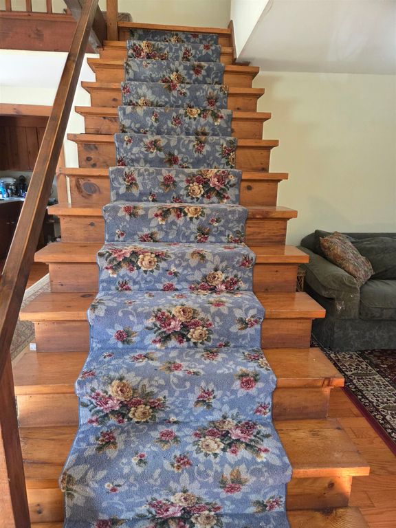 Image 21 of property listing at 43 Casalis Road, Peterborough, NH 03458