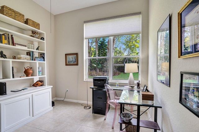 9625 Via Elegante, Wellington, FL 33411