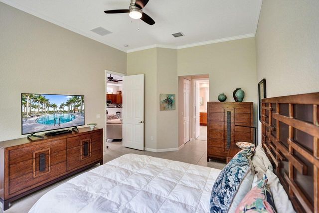 9625 Via Elegante, Wellington, FL 33411