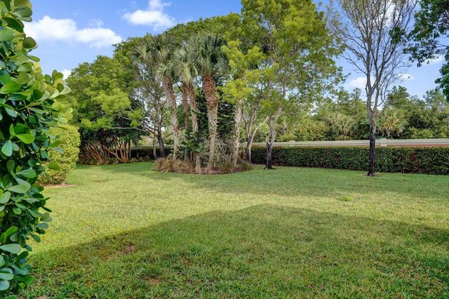 9625 Via Elegante, Wellington, FL 33411