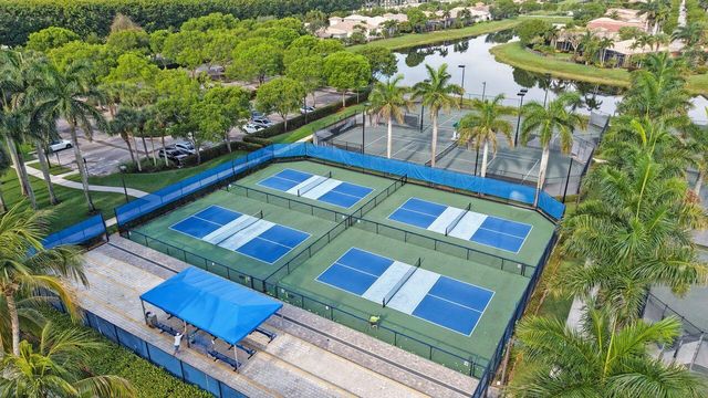 9625 Via Elegante, Wellington, FL 33411