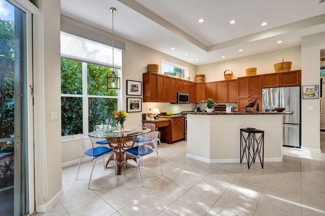 9625 Via Elegante, Wellington, FL 33411