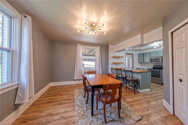 814 N 2nd St, Jeannette, PA 15644
