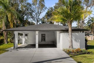 8 PINE COURT, Yalaha, FL 34797