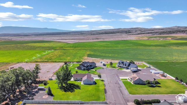 479 S 500 W, Loa, UT 84747