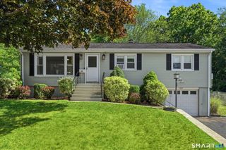 206 Beatrice Drive, West Haven, CT 06516