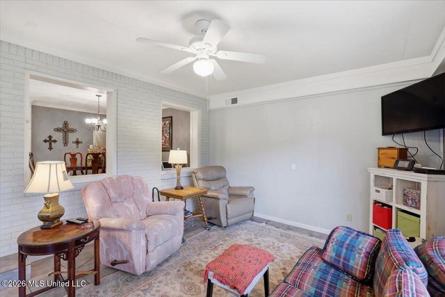 327 Clarkdell Road, Canton, MS 39046