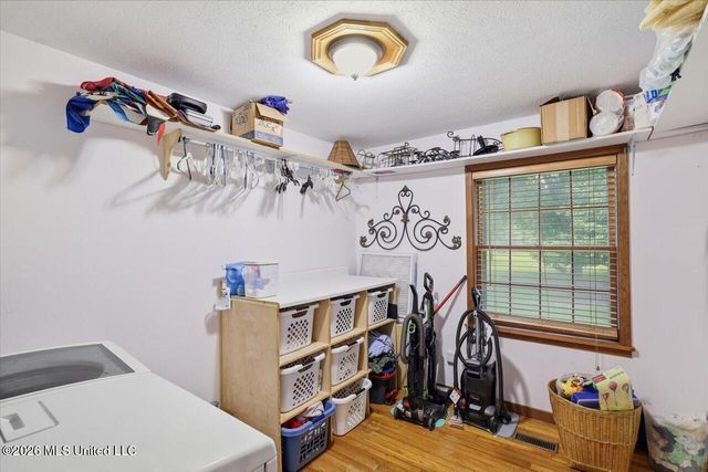 327 Clarkdell Road, Canton, MS 39046