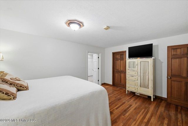 327 Clarkdell Road, Canton, MS 39046
