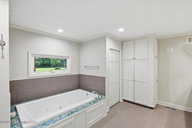 327 Clarkdell Road, Canton, MS 39046