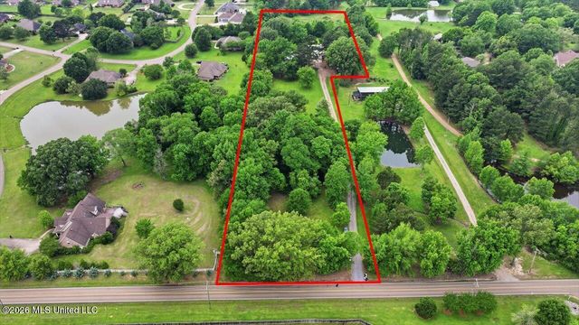 327 Clarkdell Road, Canton, MS 39046
