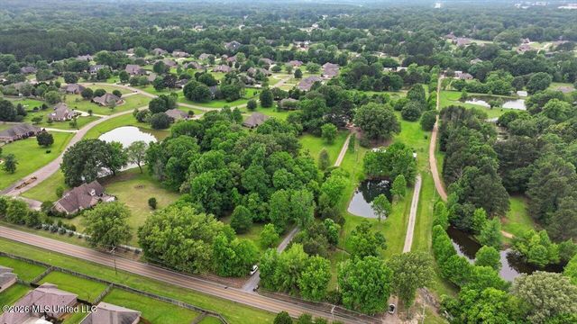 327 Clarkdell Road, Canton, MS 39046