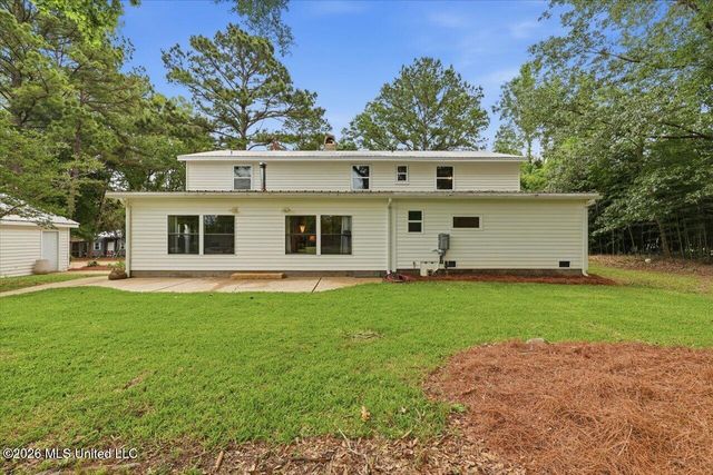 327 Clarkdell Road, Canton, MS 39046