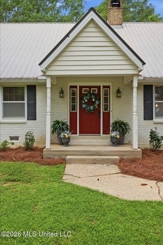 327 Clarkdell Road, Canton, MS 39046