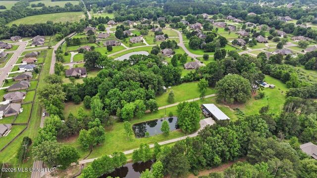 327 Clarkdell Road, Canton, MS 39046