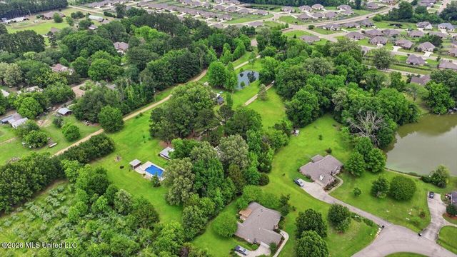 327 Clarkdell Road, Canton, MS 39046
