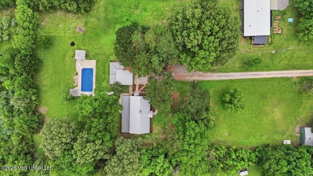 327 Clarkdell Road, Canton, MS 39046