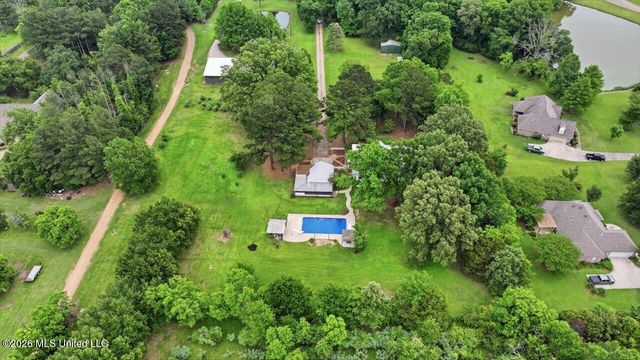 327 Clarkdell Road, Canton, MS 39046