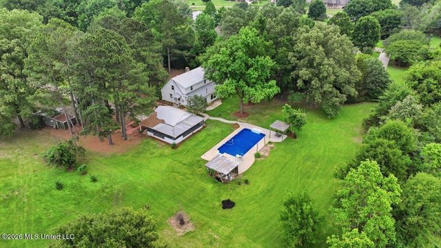 327 Clarkdell Road, Canton, MS 39046