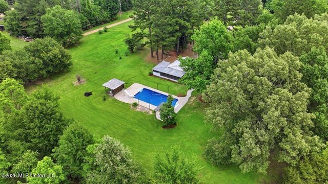 327 Clarkdell Road, Canton, MS 39046