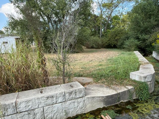 1218 W Main Street, West Plains, MO 65775